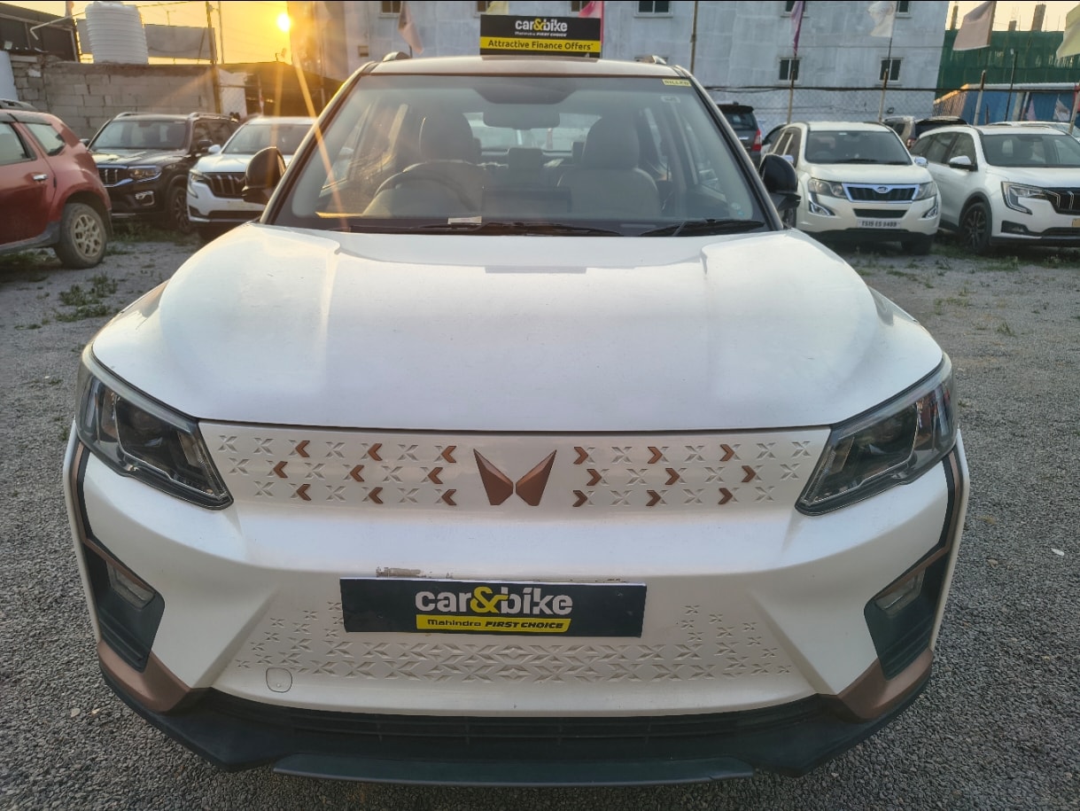 XUV400 image 8 XUV400 image 8