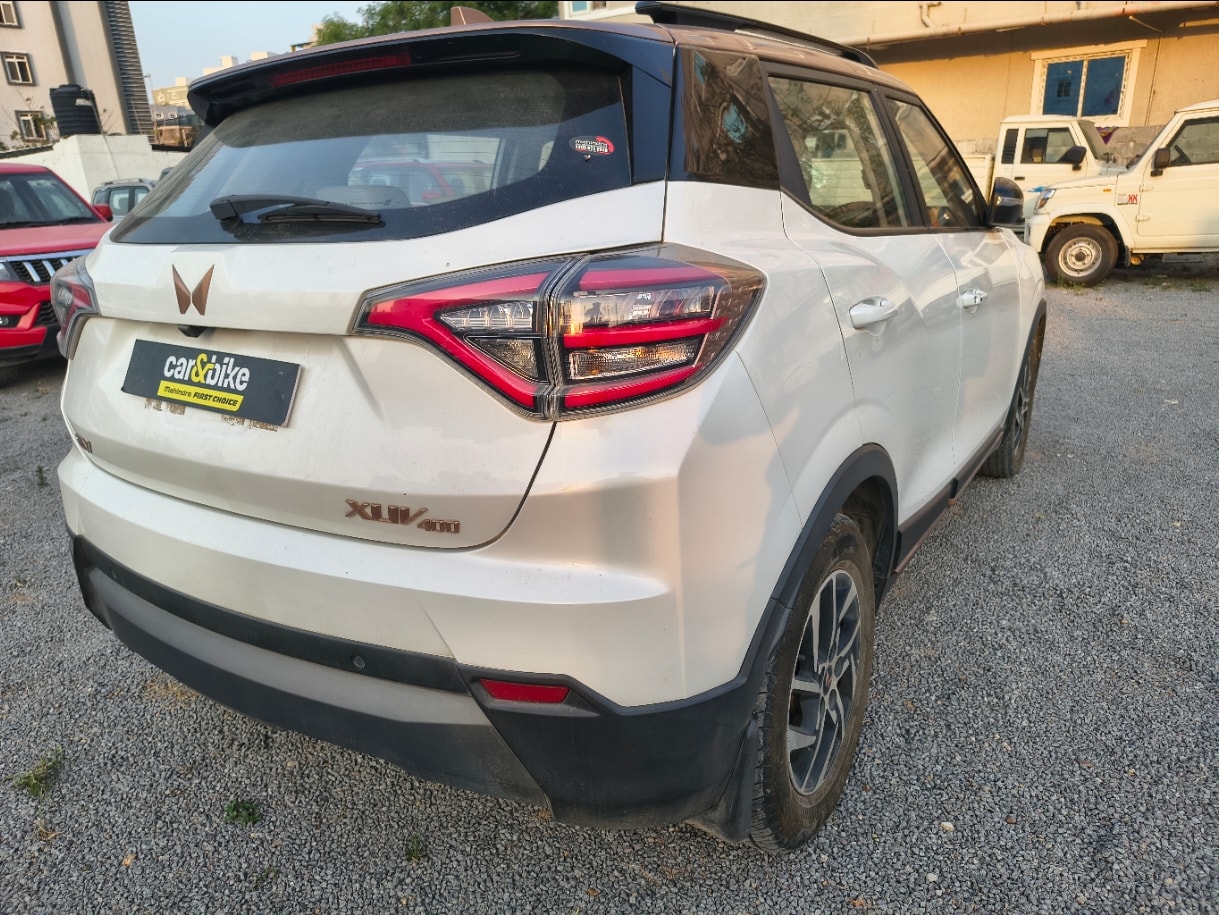 XUV400 image 5 XUV400 image 5