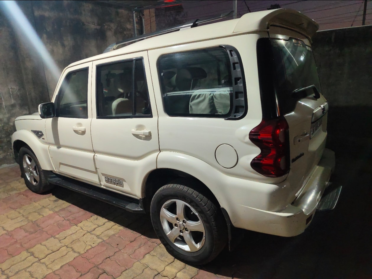 Scorpio image 3 Scorpio image 3