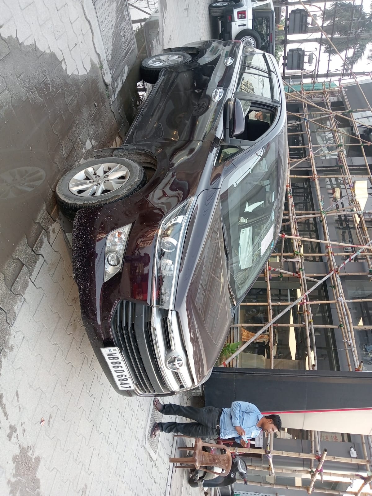 Innova Crysta image 5 Innova Crysta image 5