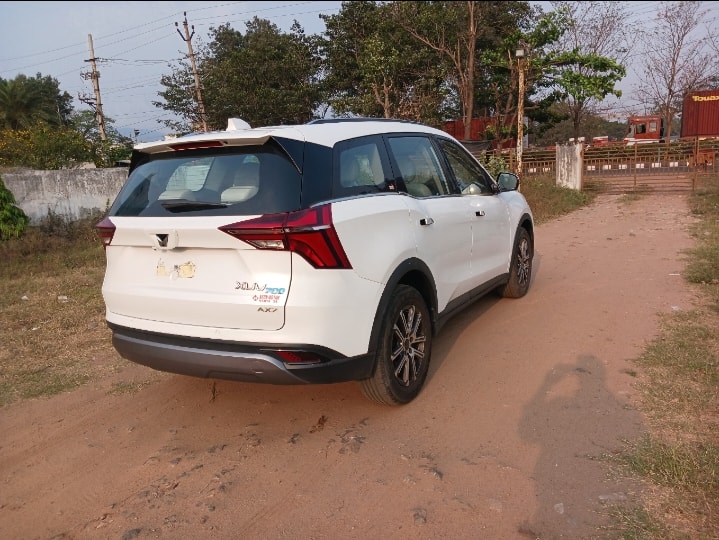 XUV700 image 2 XUV700 image 2