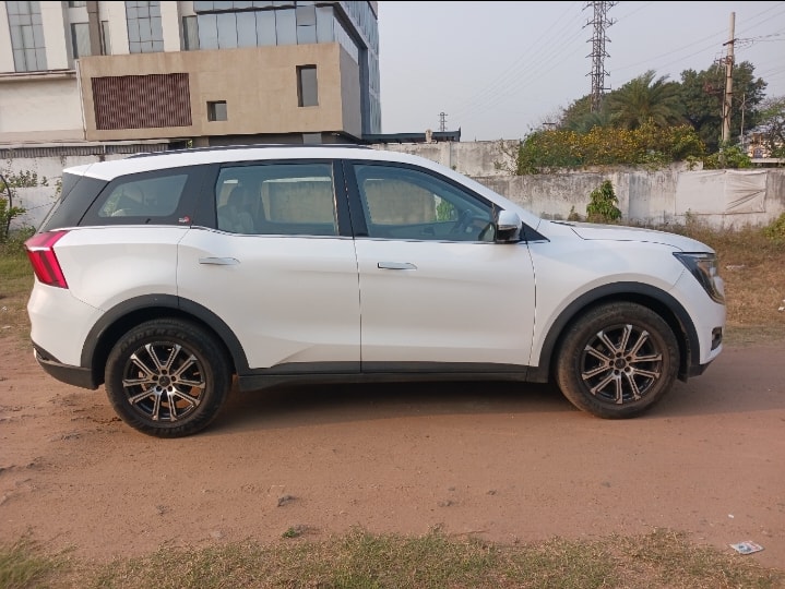 XUV700 image 5 XUV700 image 5