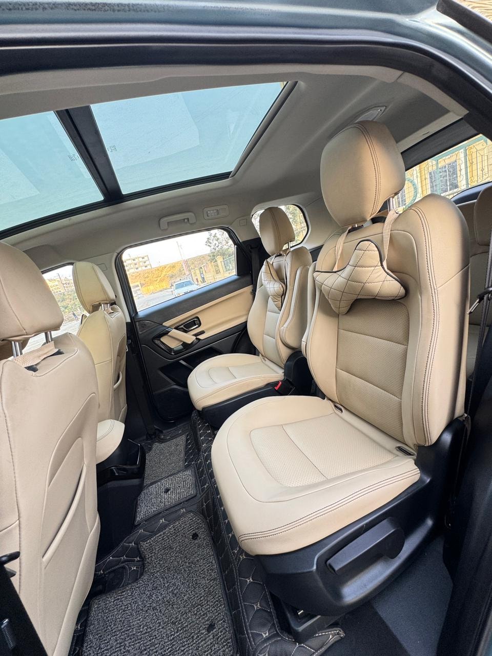 Safari image 14 Safari image 14