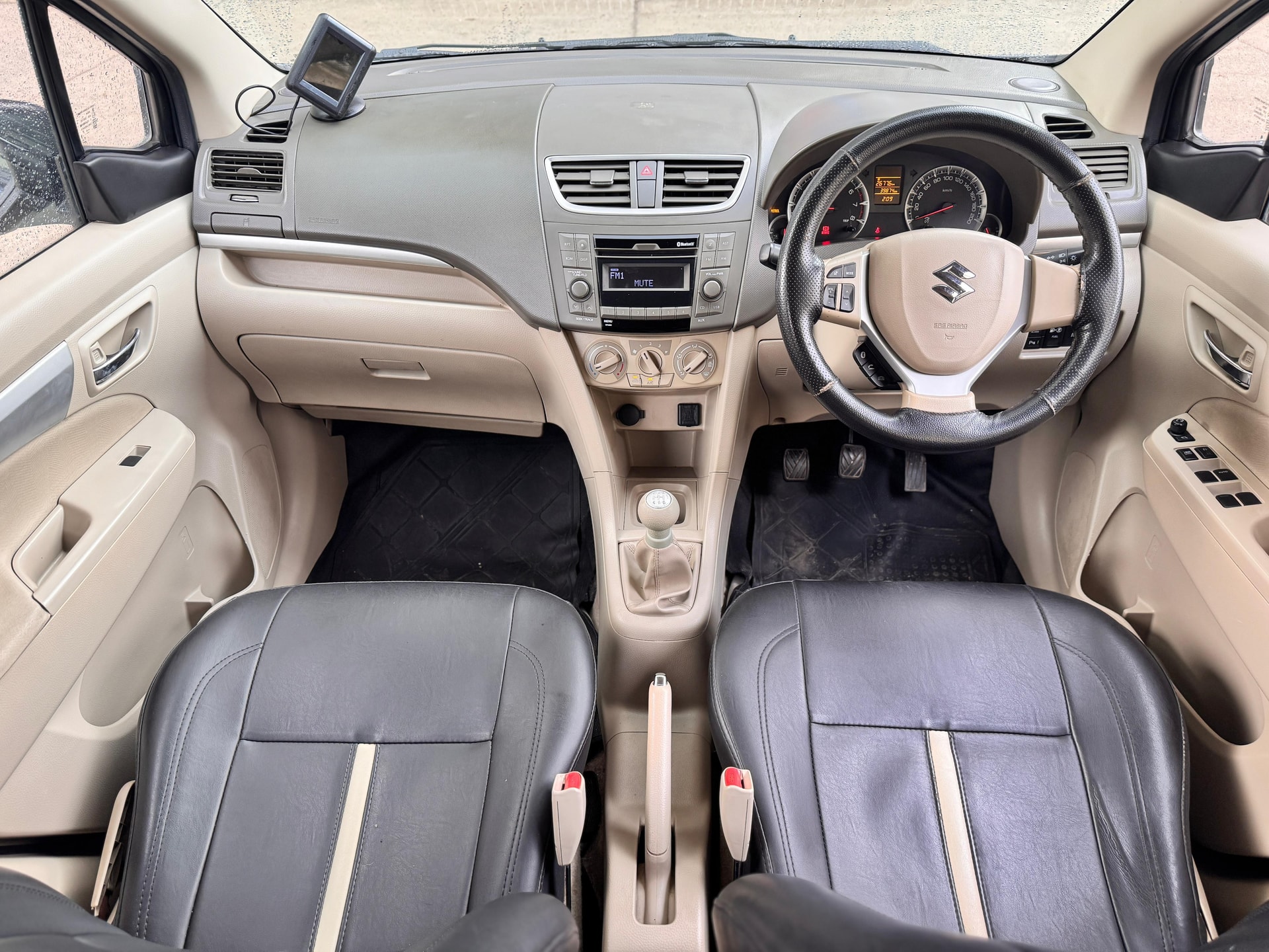 Ertiga image 12 Ertiga image 12