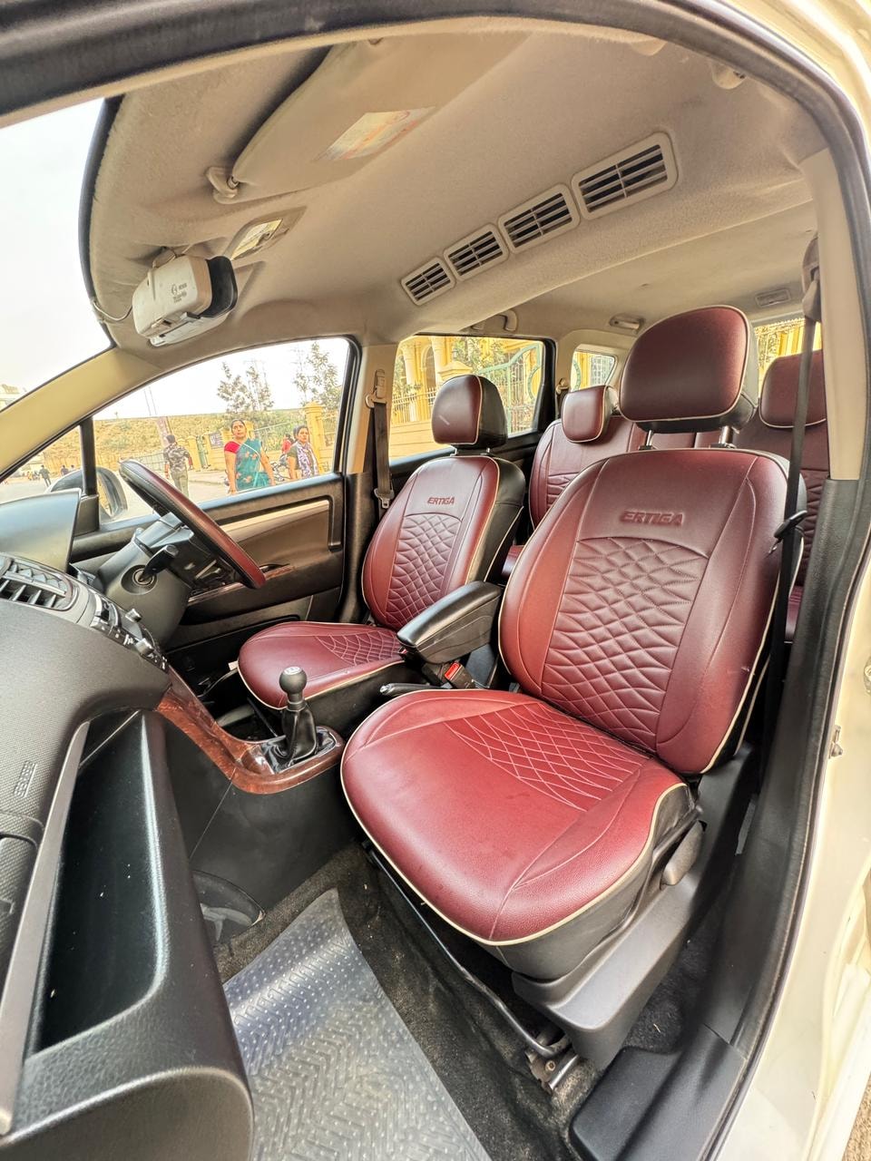 Ertiga image 15 Ertiga image 15