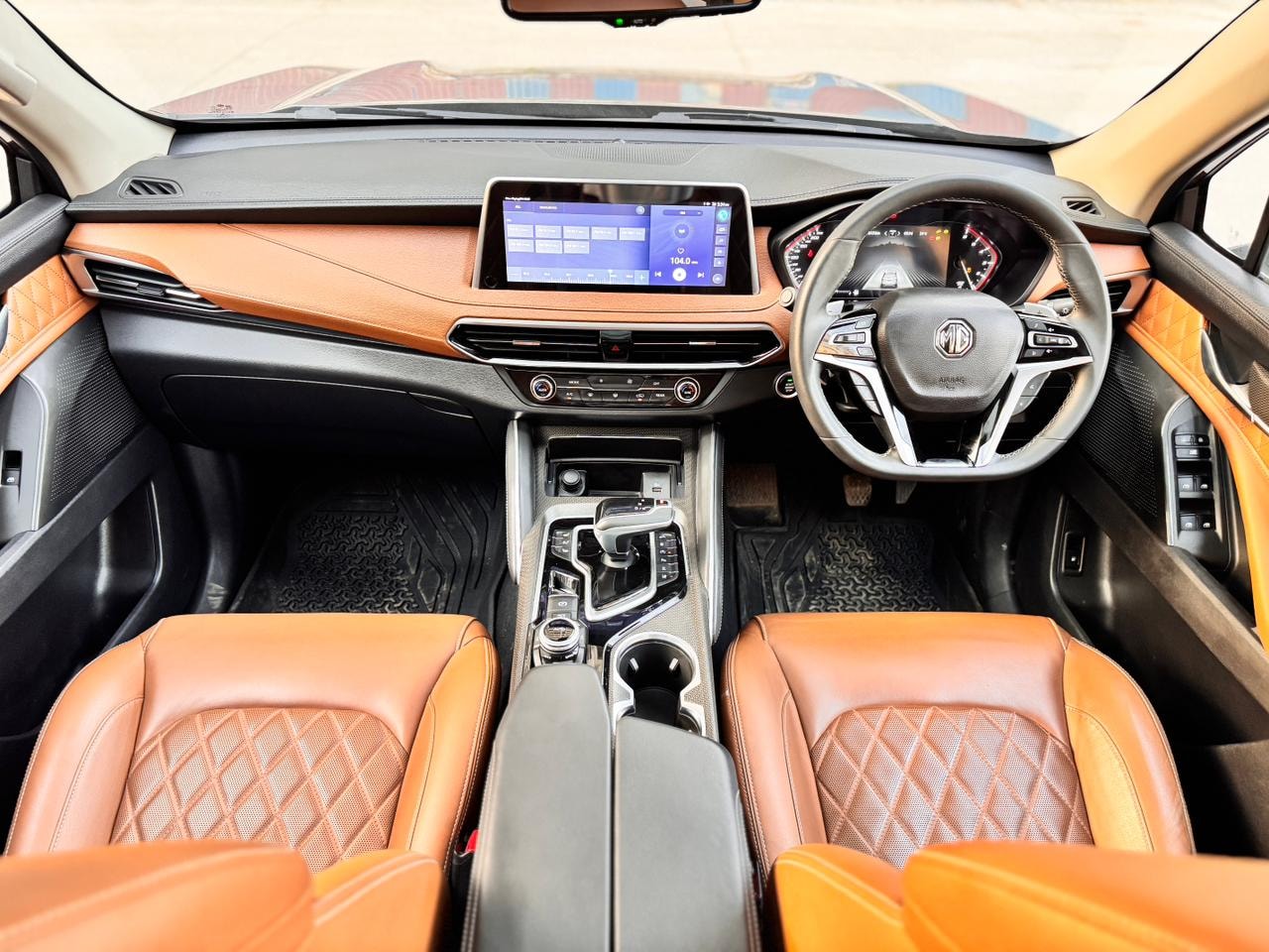 Gloster image 12 Gloster image 12