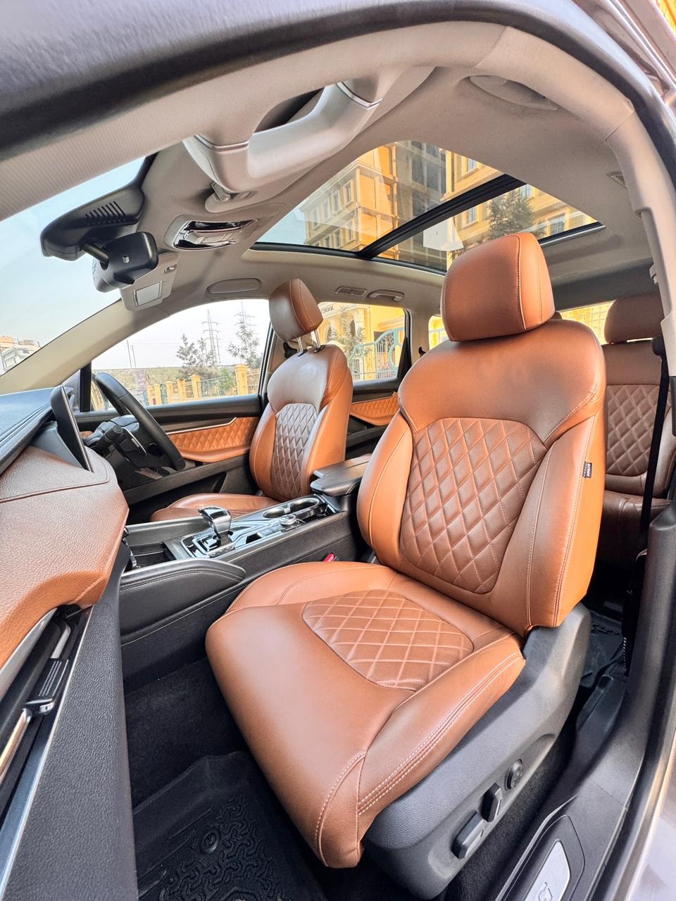 Gloster image 16 Gloster image 16