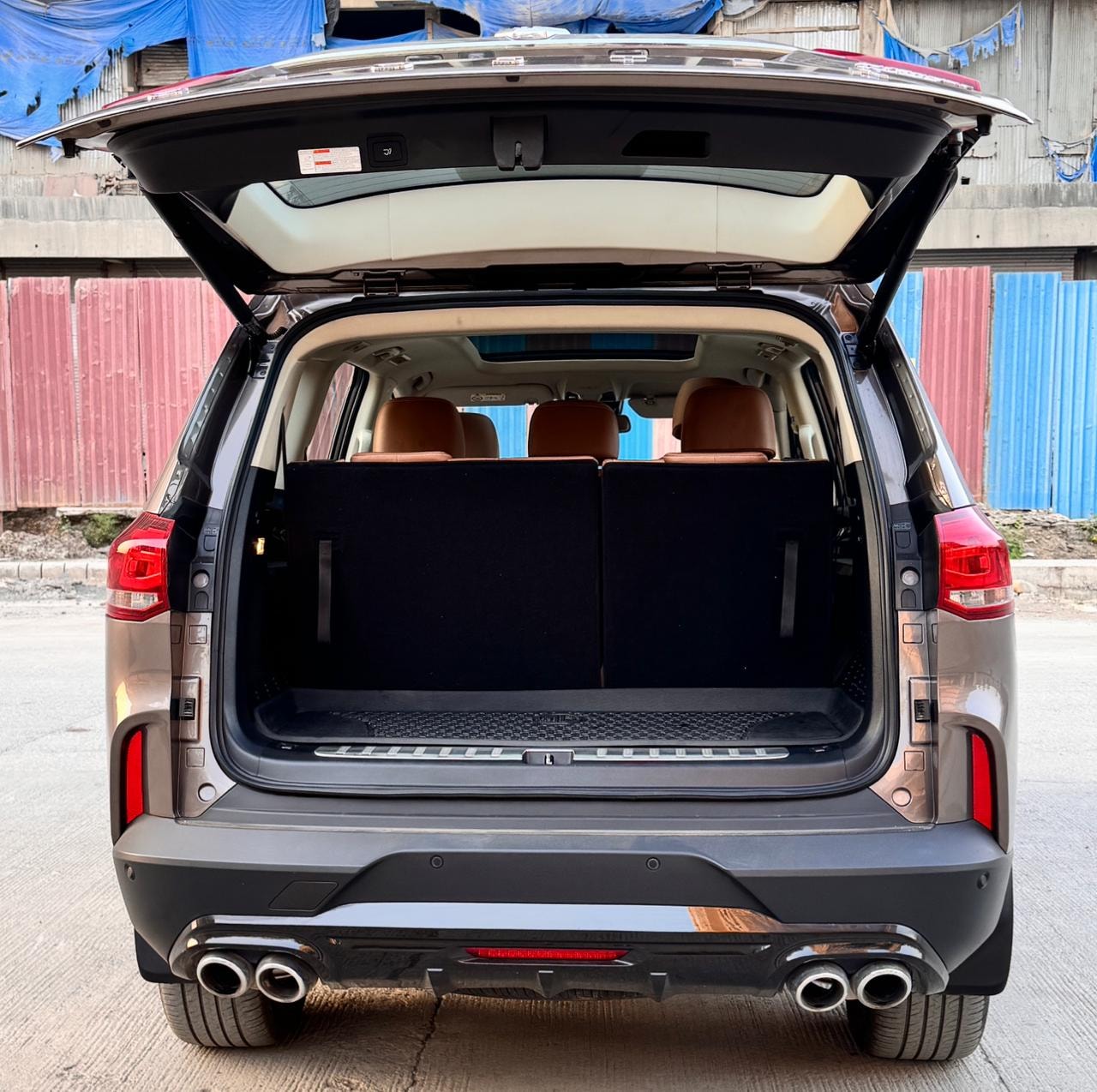 Gloster image 10 Gloster image 10