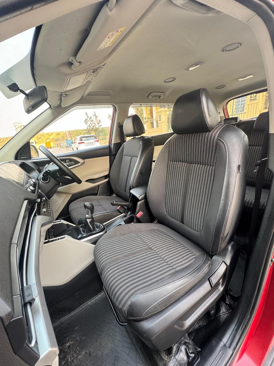 Carens image 16 Carens image 16