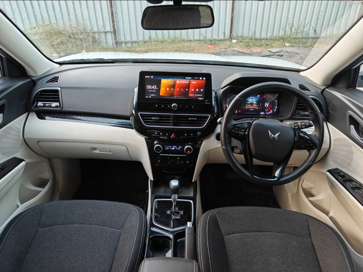 XUV 3XO image 11 XUV 3XO image 11