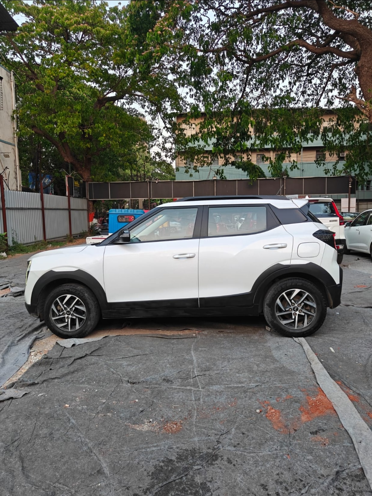 XUV 3XO image 2 XUV 3XO image 2