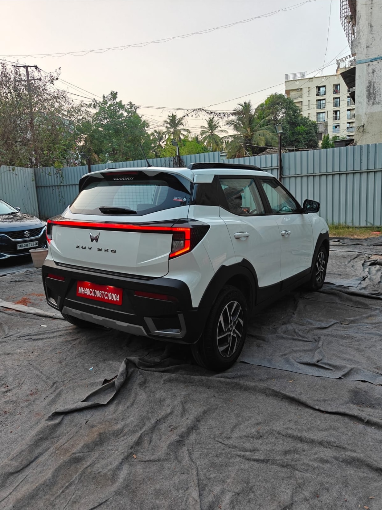 XUV 3XO image 4 XUV 3XO image 4