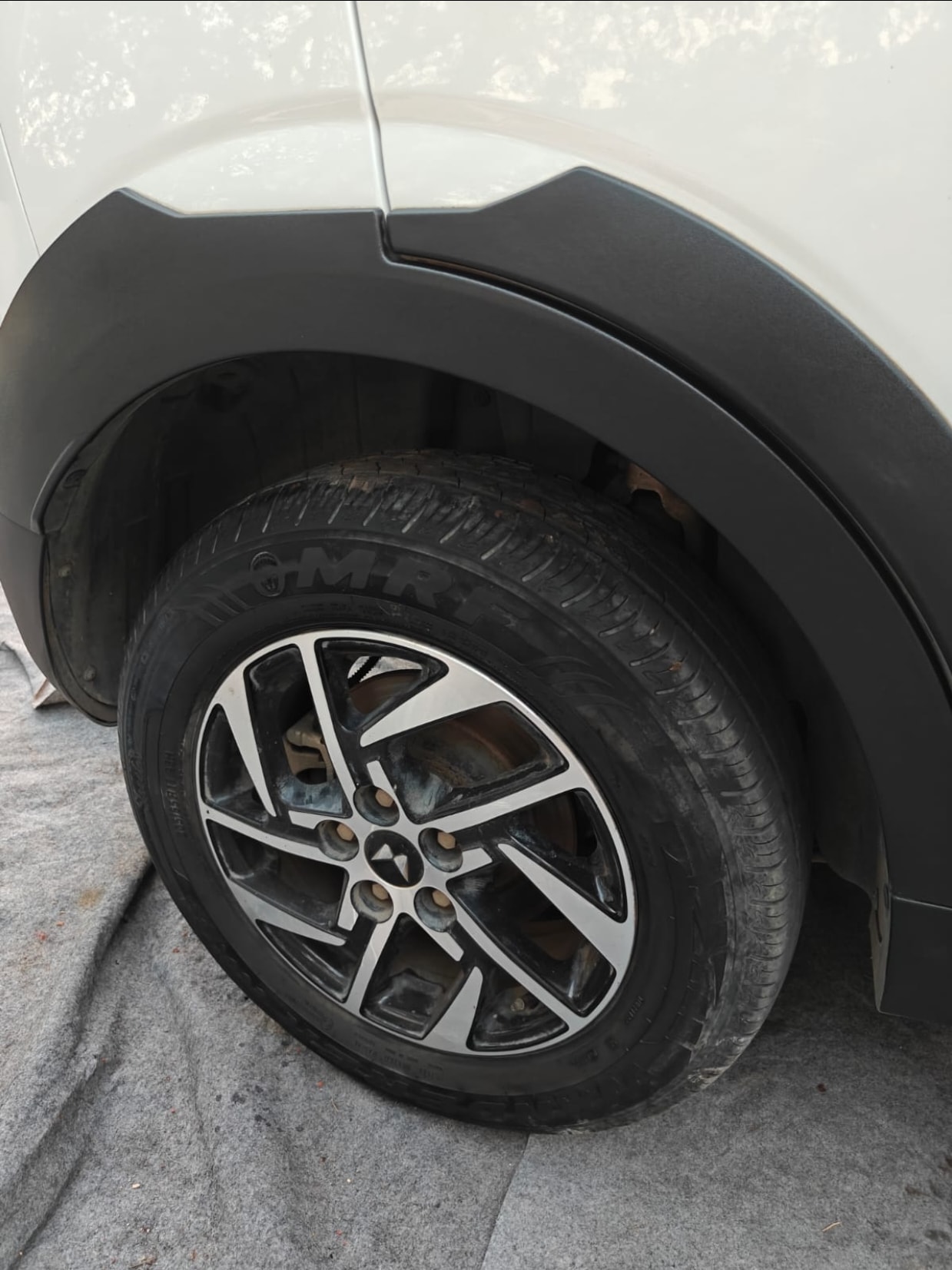 XUV 3XO image 8 XUV 3XO image 8