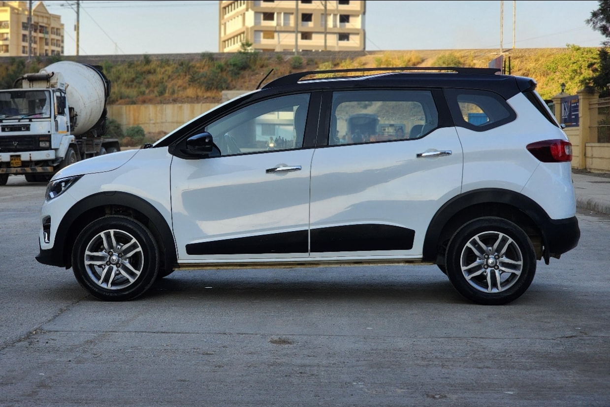 Used 2023 Renault Triber Used 2023 Renault Triber