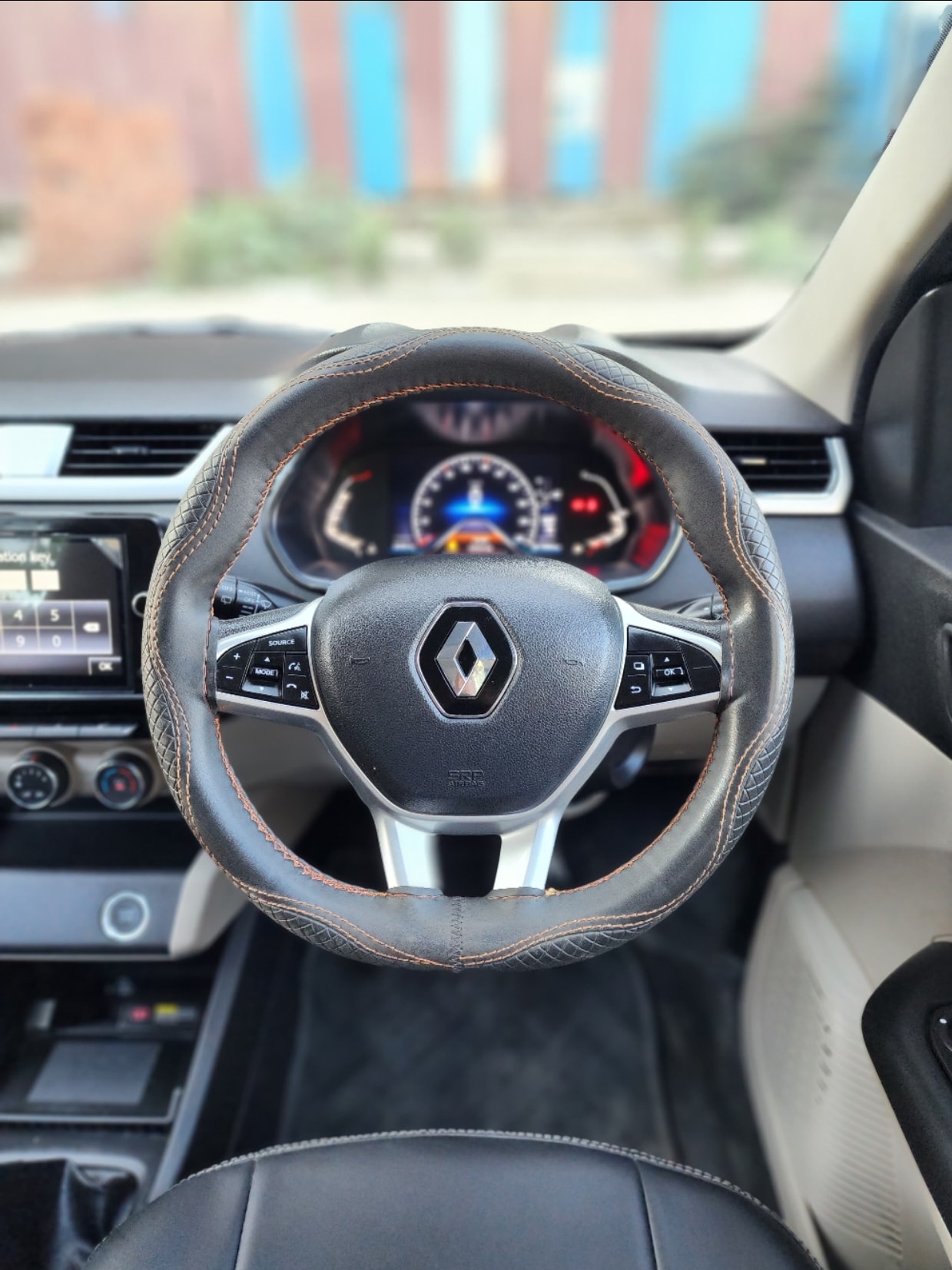 Used 2023 Renault Triber Used 2023 Renault Triber