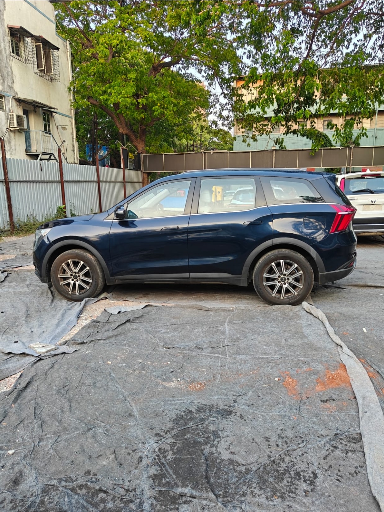 Used 2023 Mahindra XUV700 Used 2023 Mahindra XUV700