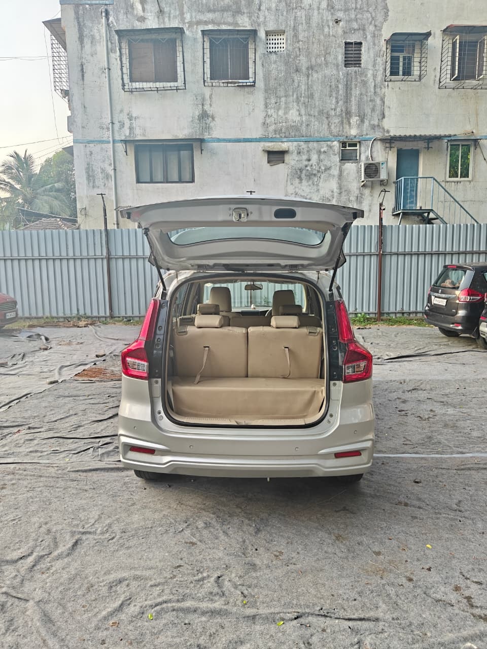 Ertiga image 10 Ertiga image 10