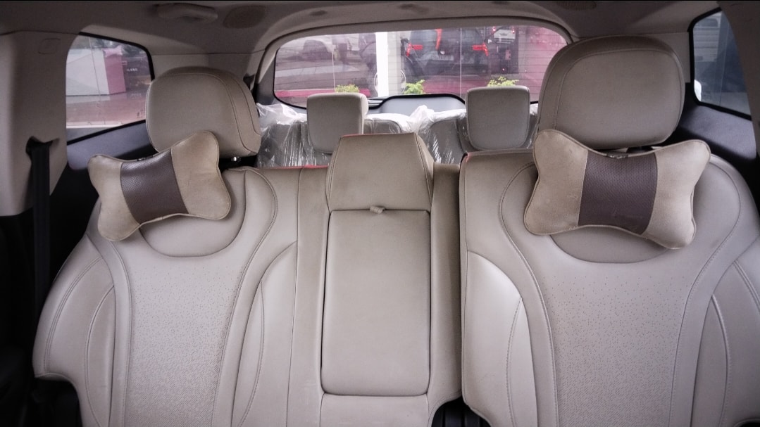 XUV700 image 15 XUV700 image 15