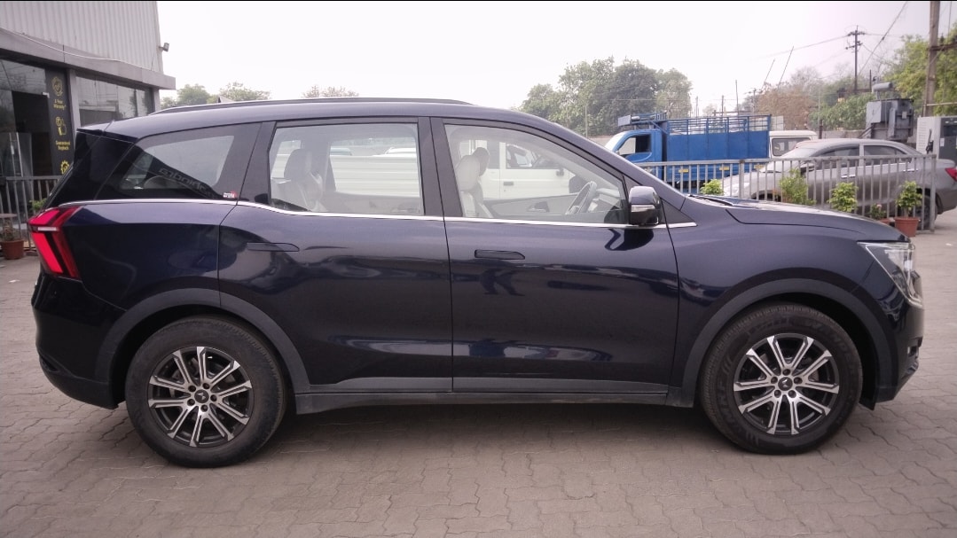 XUV700 image 6 XUV700 image 6