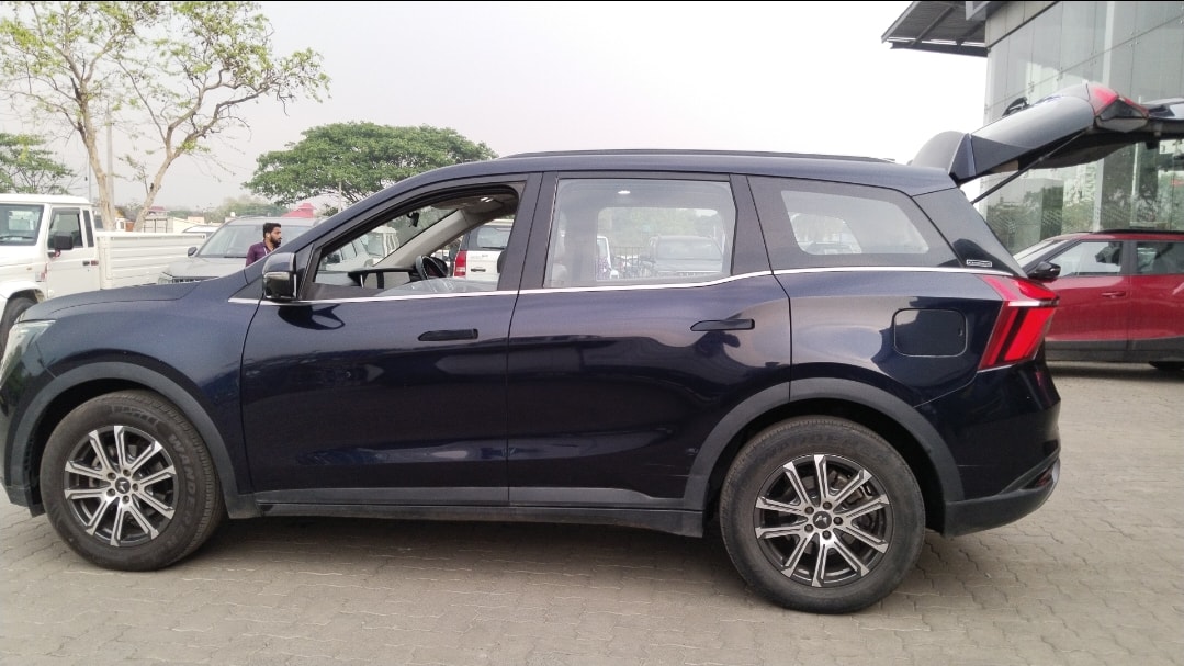 XUV700 image 10 XUV700 image 10