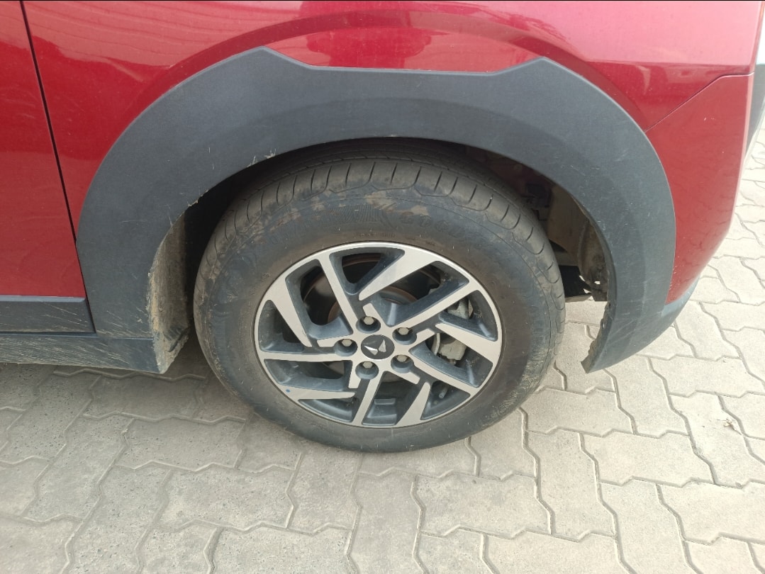 XUV 3XO image 9 XUV 3XO image 9