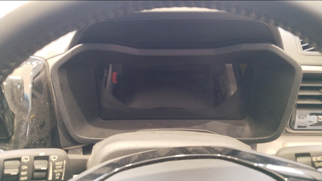 XUV 3XO image 10 XUV 3XO image 10