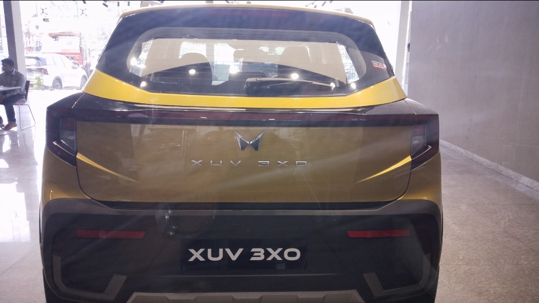 XUV 3XO image 4 XUV 3XO image 4