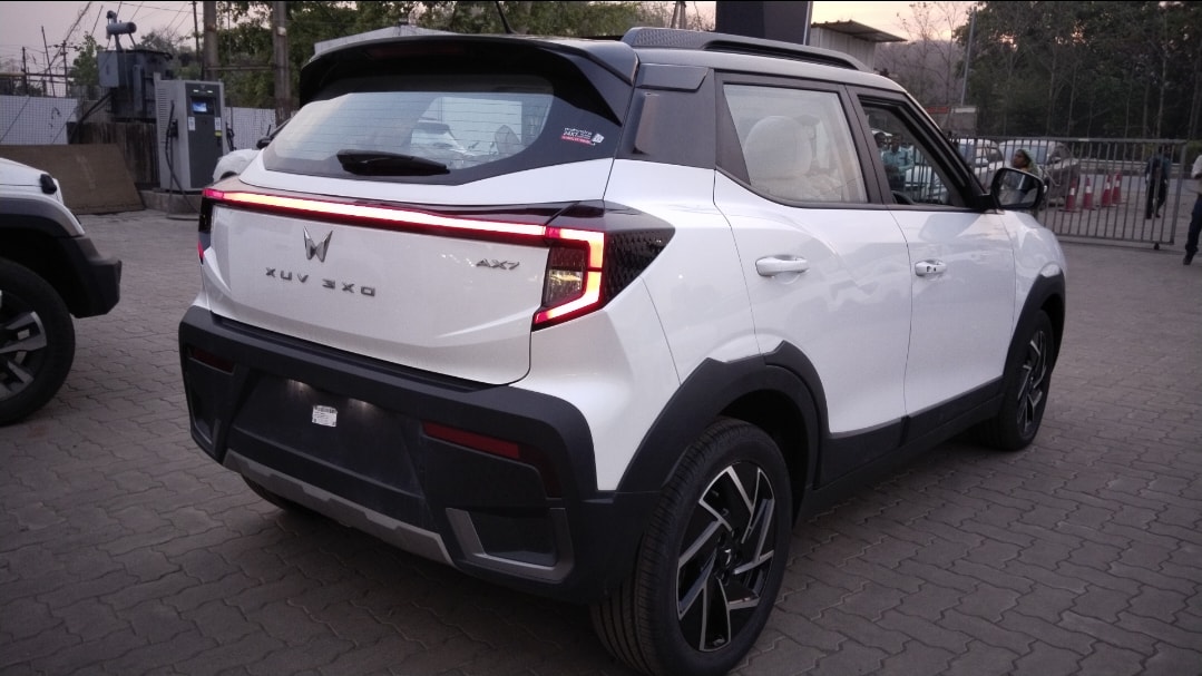 XUV 3XO image 5 XUV 3XO image 5