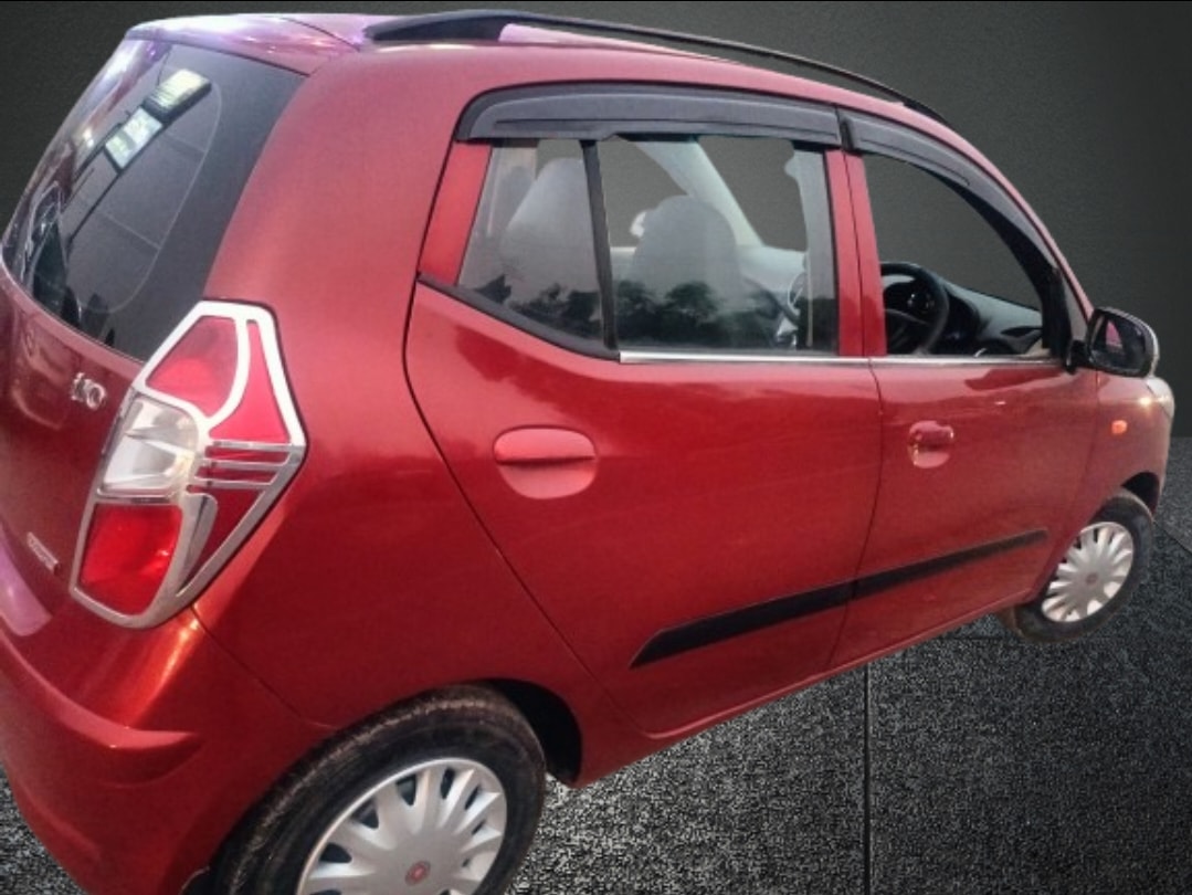 i10 image 3 i10 image 3