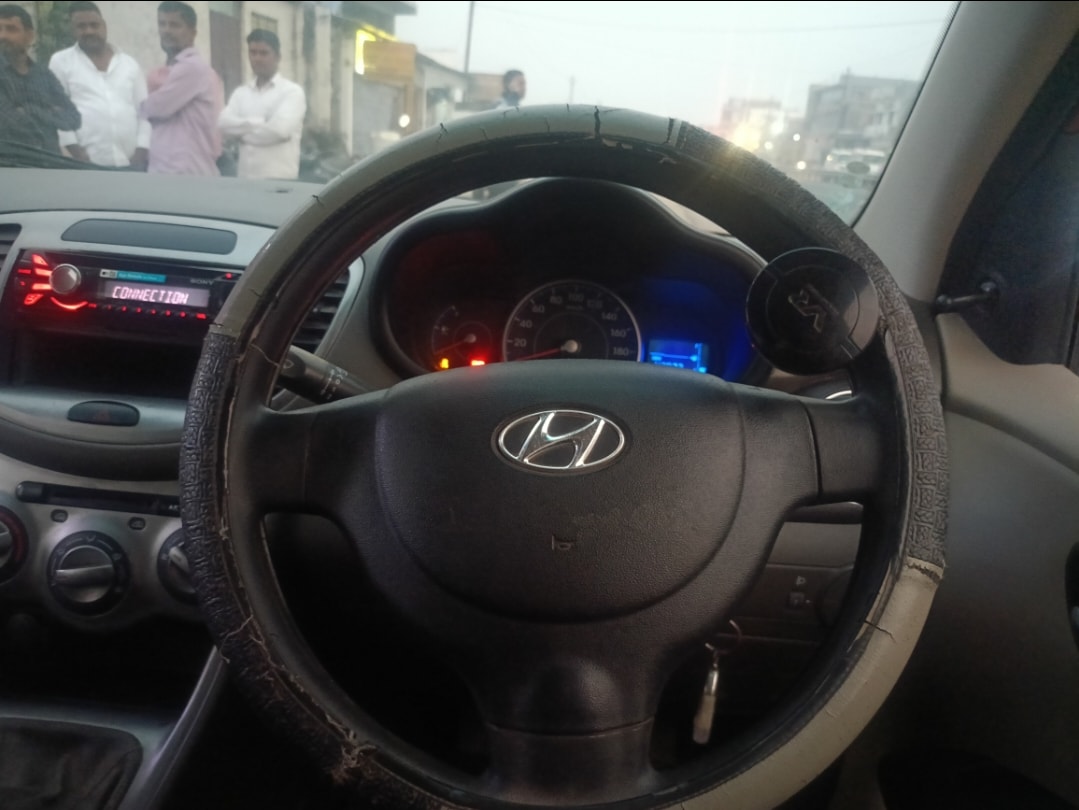 i10 image 13 i10 image 13