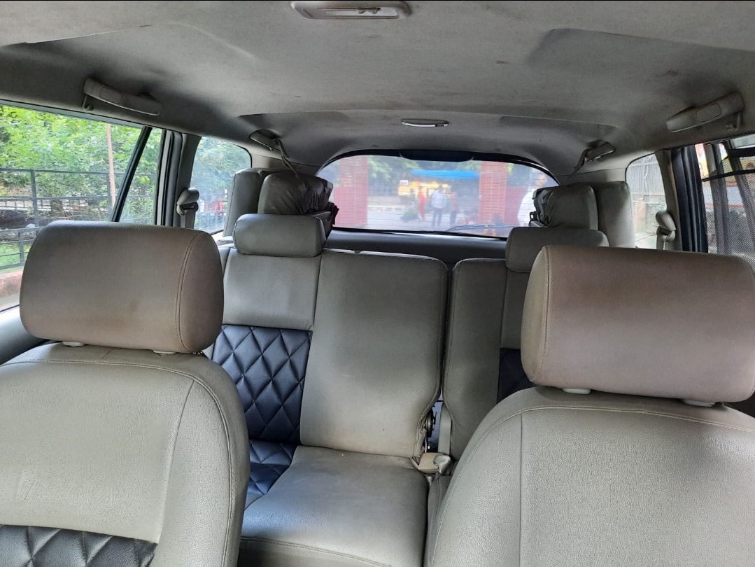 Innova image 3 Innova image 3