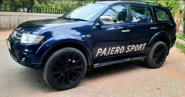 Pajero Sport image 1 Pajero Sport image 1