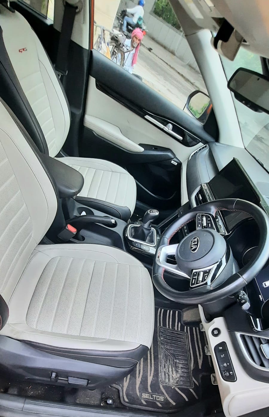 Seltos image 14 Seltos image 14