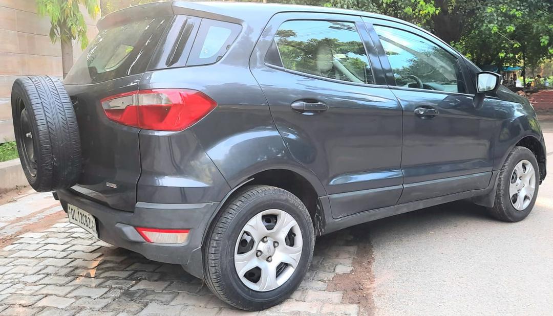 2013 Ford EcoSport 1.5 TDCi Diesel Ambiente BS IV Rear Right View 
