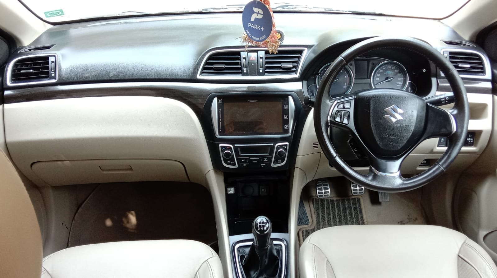 Ciaz image 12 Ciaz image 12