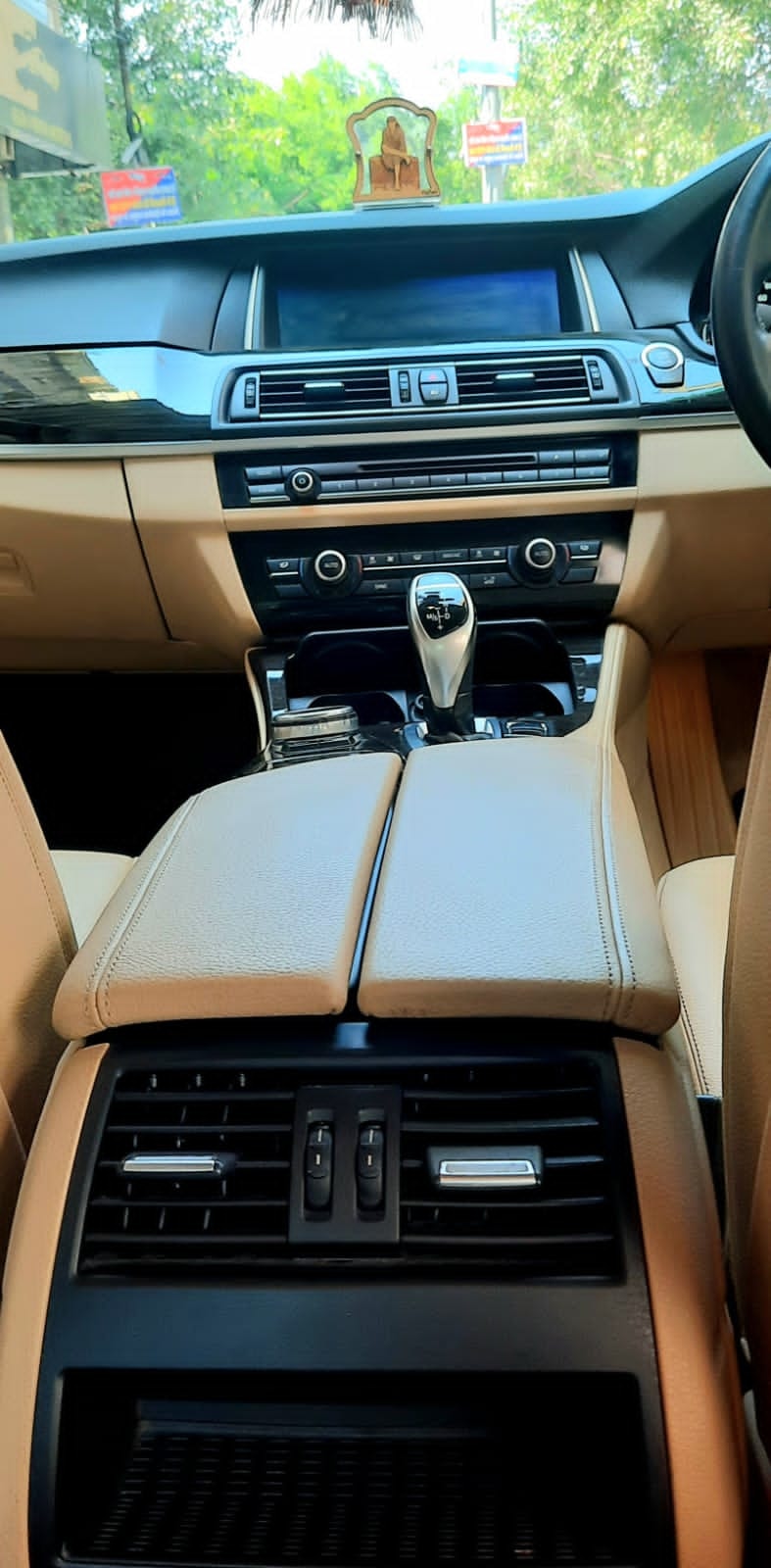 5 Series image 12 5 Series image 12