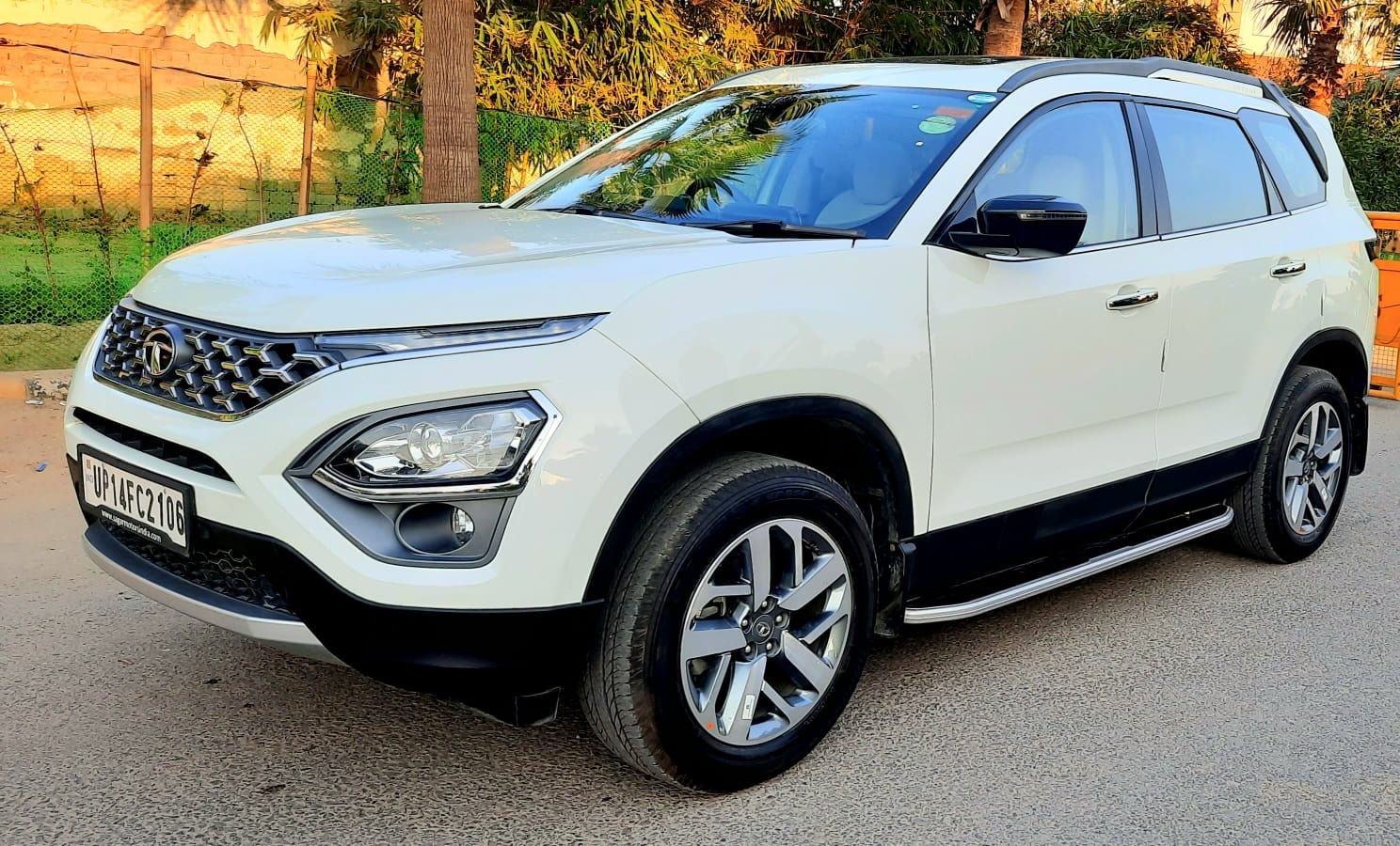 Safari image 1 Safari image 1