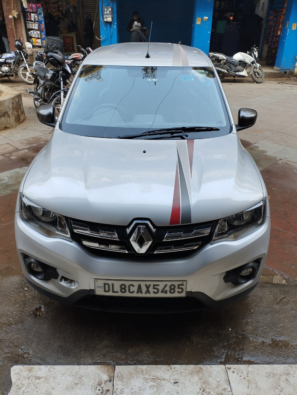 Kwid image 1 Kwid image 1