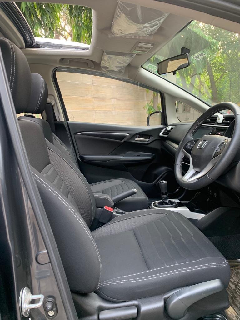 WR-V image 8 WR-V image 8