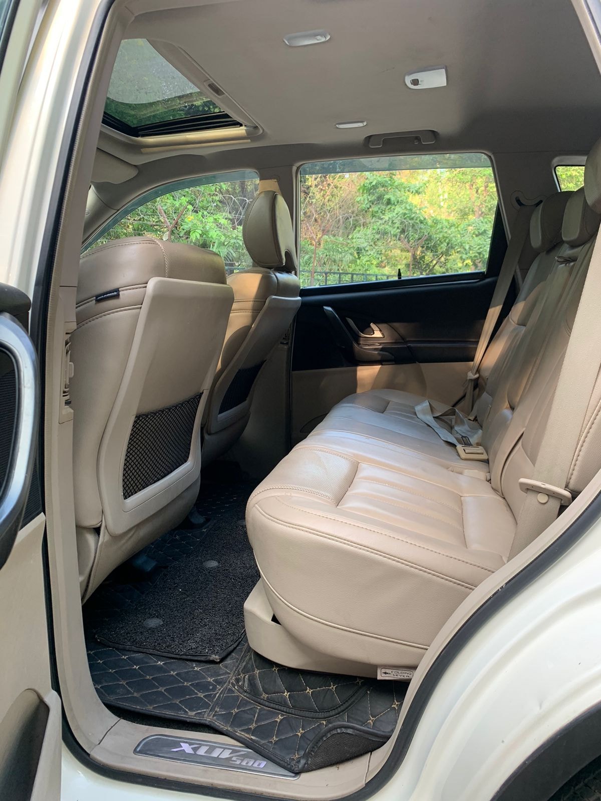 XUV500 image 14 XUV500 image 14