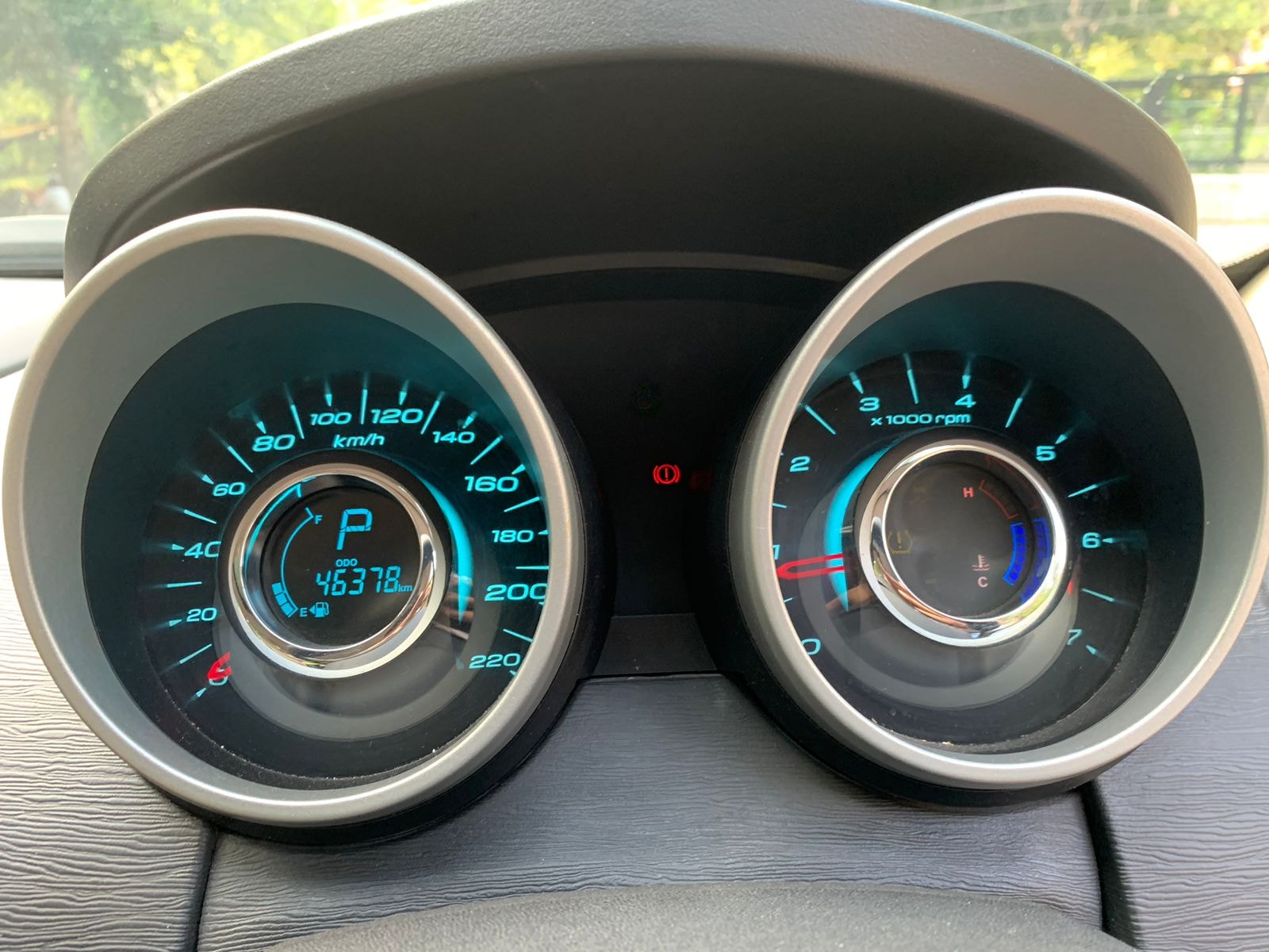 XUV500 image 10 XUV500 image 10