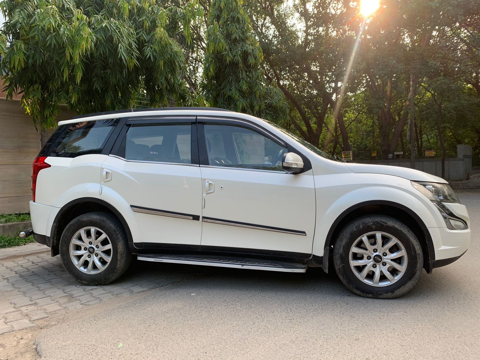 XUV500 image 6 XUV500 image 6