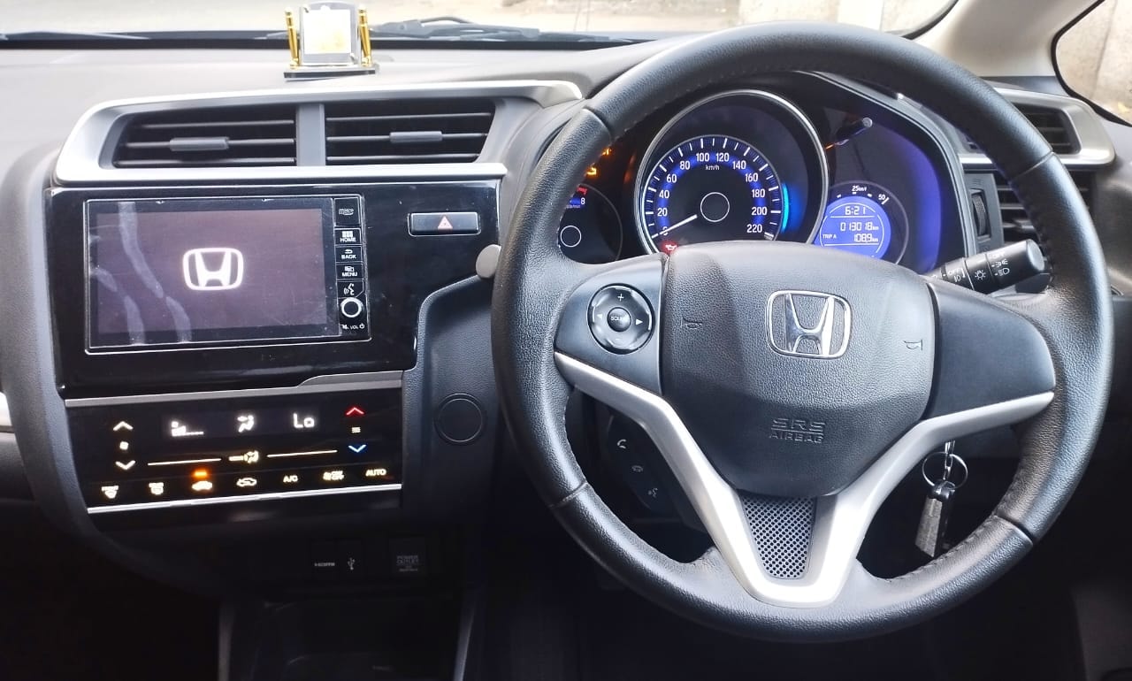 WR-V image 11 WR-V image 11