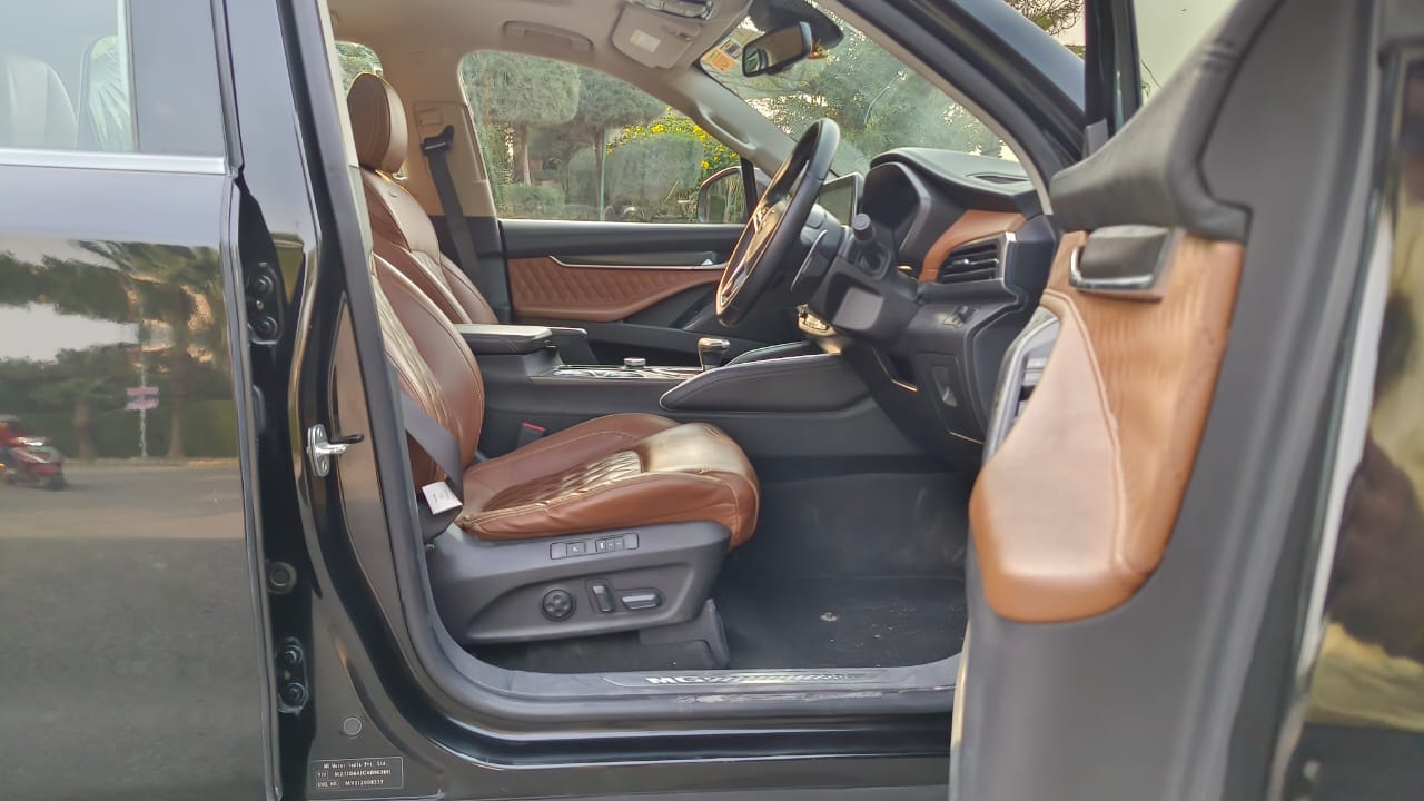 Gloster image 15 Gloster image 15