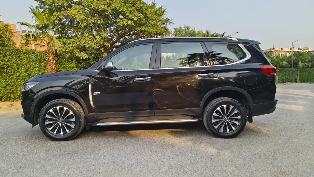 Gloster image 2 Gloster image 2