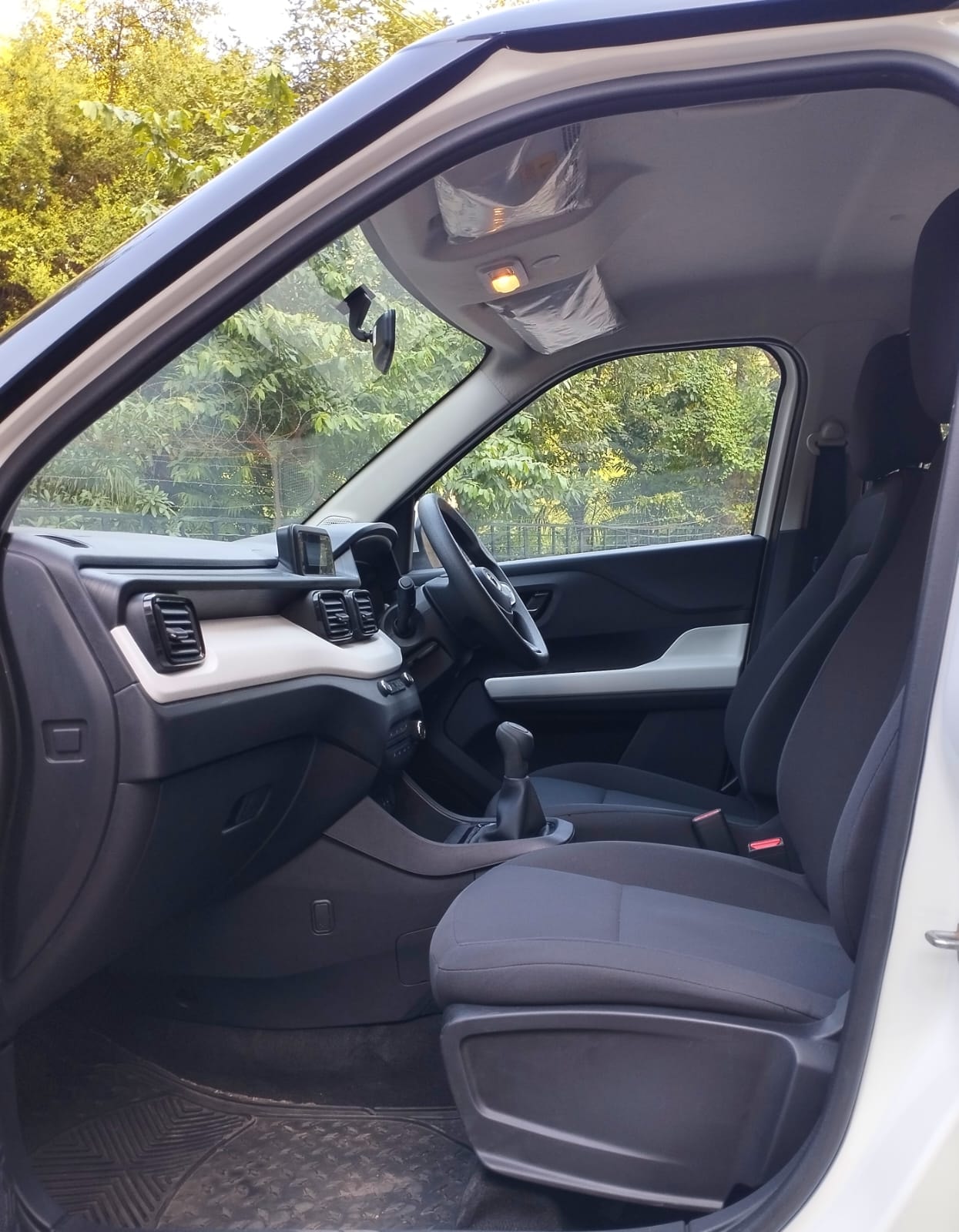 Punch image 14 Punch image 14