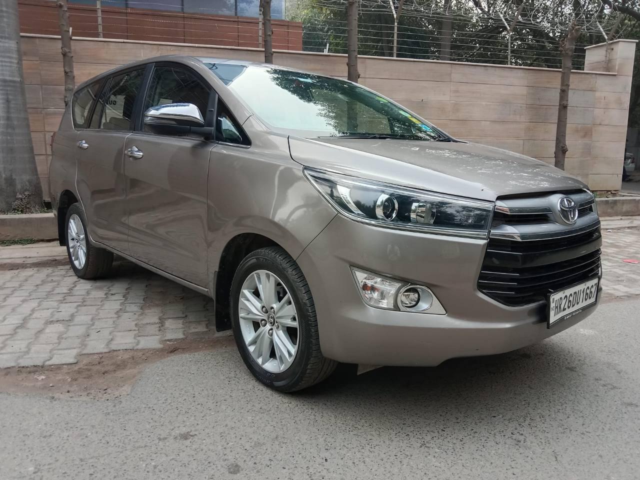 Used 2018 Toyota Innova Crysta, undefined