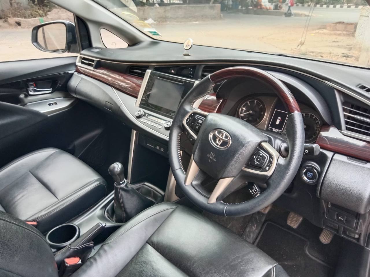 Innova Crysta image 11 Innova Crysta image 11