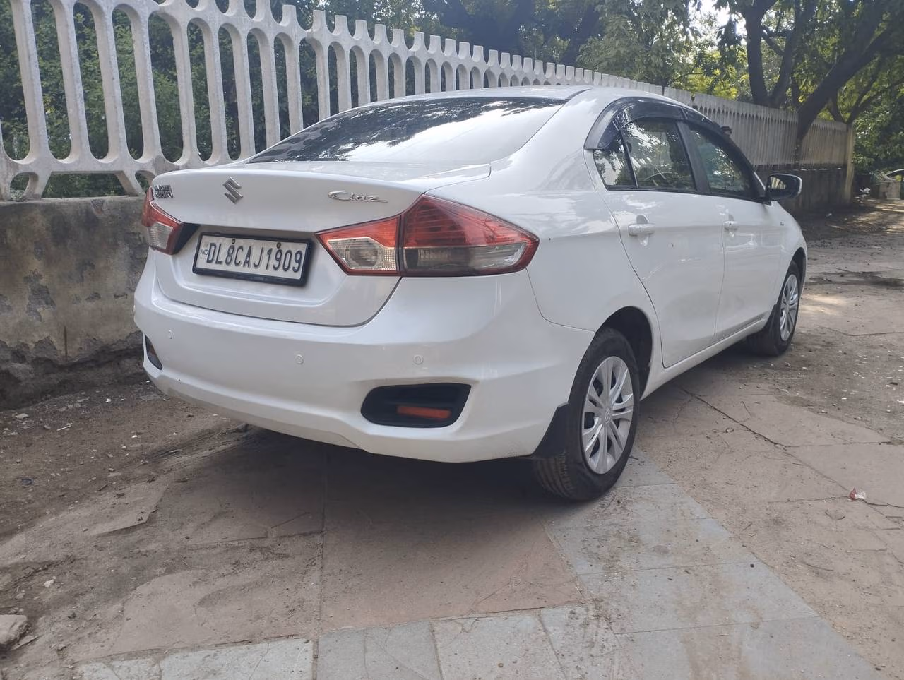 Ciaz image 4 Ciaz image 4