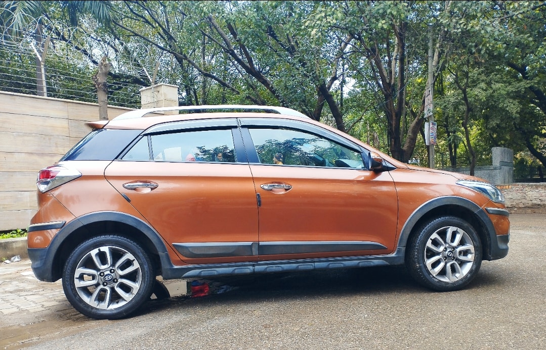 i20 Active image 6 i20 Active image 6